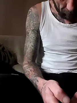 PIercingBoy38 online show from 01.22.25