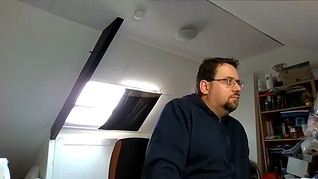 rdewaard81 online show from 10.31.25