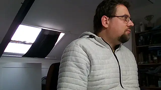 rdewaard81 online show from 12.04.25