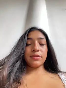 Bellafr online show from 12.24.24