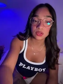 Bellafr online show from 10.18.25