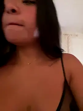 Bellafr online show from 10.28.25