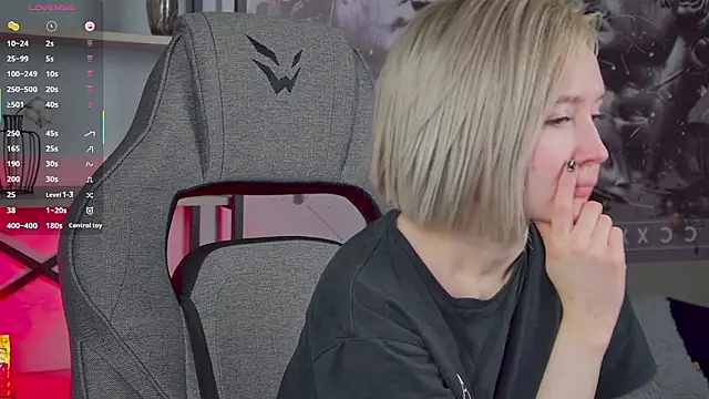 ReiYosimoto online show from 03.04.26