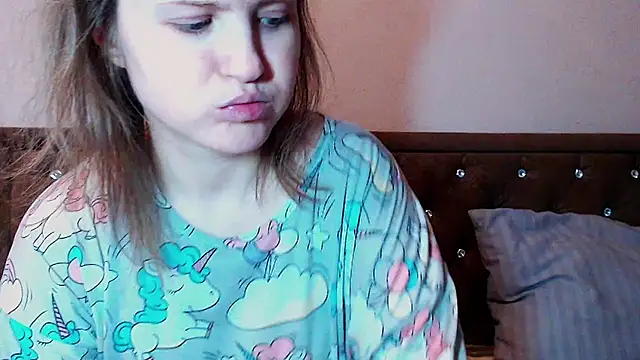 Snapshot of Sara4uu chatting on 02.16.26 Sara4uu online show from 02.16.26
