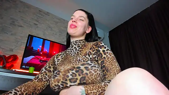 Snapshot of Laya_Moon chatting on 02.25.25 Laya Moon online show from 02.25.25