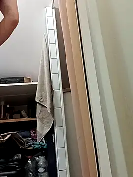 Snapshot of JOHANNA9MOI02 chatting on 09.12.25 JOHANNA9MOI02 online show from 09.12.25