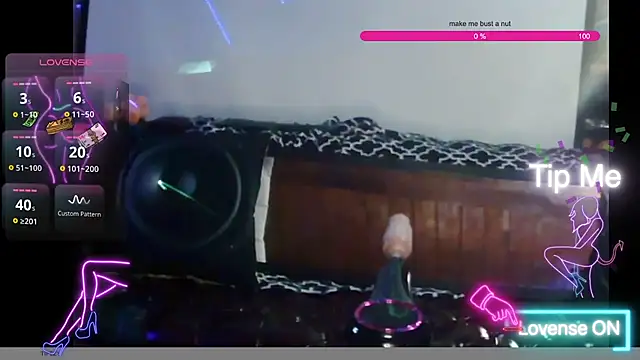 Snapshot of KloudynKinky chatting on 02.13.26 KloudynKinky online show from 02.13.26