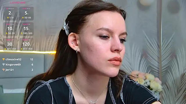 Snapshot of AmaliaBell chatting on 03.21.25 AmaliaBell online show from 03.21.25