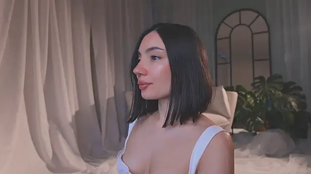 AmyArmstrong online show from 02.06.26