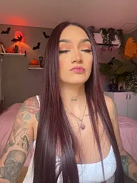 DaniDusan  online show from 10.29.25