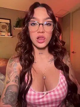 DaniDusan  online show from 03.25.26