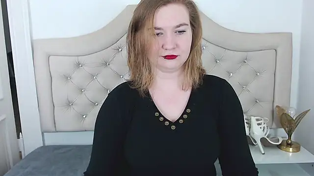 Snapshot of LaraDream chatting on 01.08.25 LaraDream online show from 01.08.25