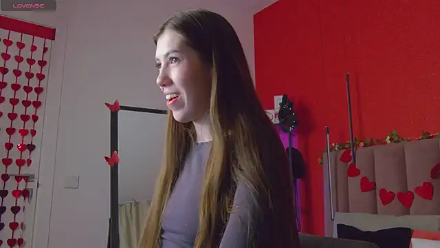 Snapshot of SweetySonya chatting on 02.18.26 SweetySonya online show from 02.18.26