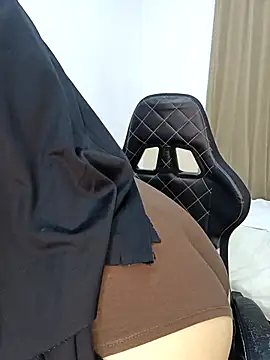 KeishaDanger  online show from 03.05.25