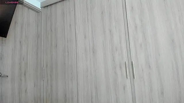 Snapshot of nelumbonucifera chatting on 01.17.25 nelumbonucifera online show from 01.17.25