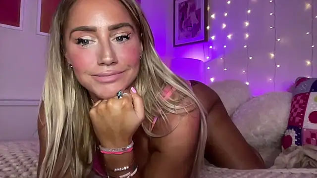 Fitnessbabe69 online show from 04.14.26