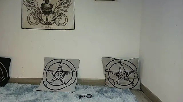 luci fer devil online show from 03.18.26