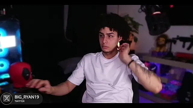 bigryann23 online show from 01.19.25