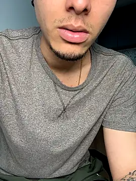 bigryann23 online show from 11.04.25