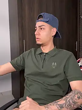 bigryann23 online show from 03.26.26