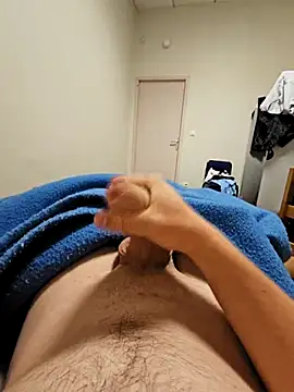 Snapshot of chococr2 chatting on 10.12.25 chococr2 online show from 10.12.25