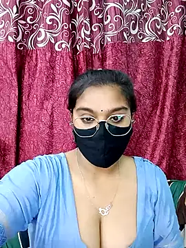 Snapshot of Jasmine_jaaan chatting on 04.29.26 Jasmine jaaan online show from 04.29.26